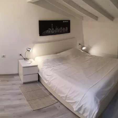 Old Bakery Loft Apartment Arona